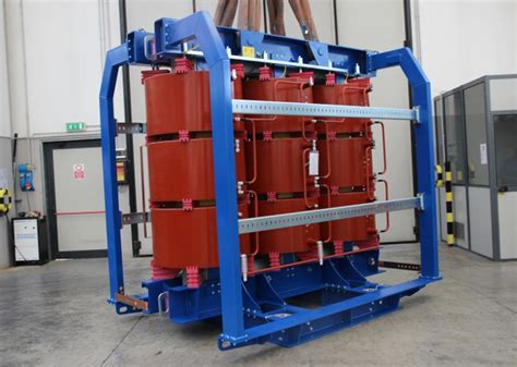 box trasformatore mv lv resina|Box with cast resin power transformer .